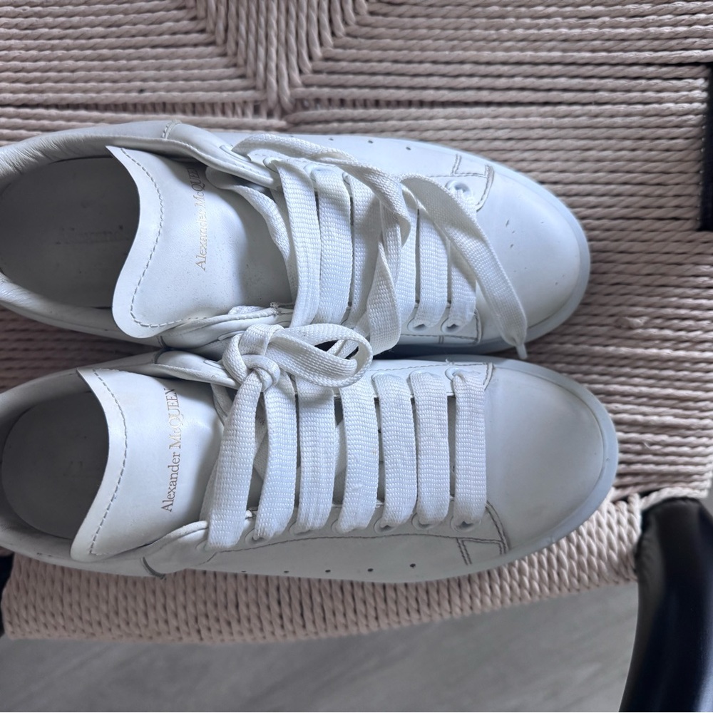 Alexander McQueen White Leather Platform Sneakers - Picture 2 of 4